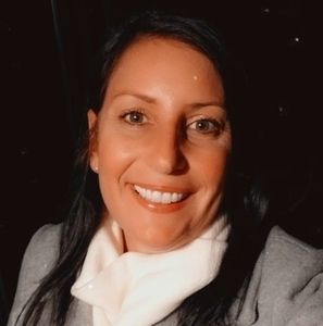 Meet your Posher, Veronica